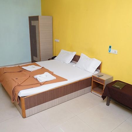 דמאן Hotel Umesh מראה חיצוני תמונה