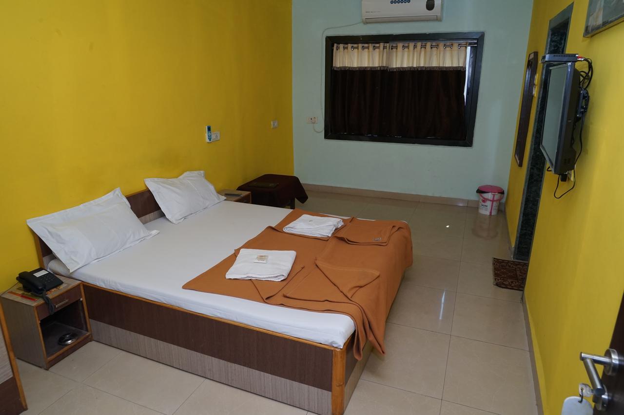 דמאן Hotel Umesh מראה חיצוני תמונה